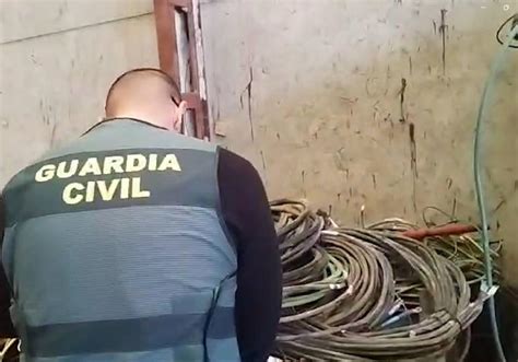 Dos Detenidos Por Robar Cable De Cobre Del Alumbrado P Blico Y Atracar