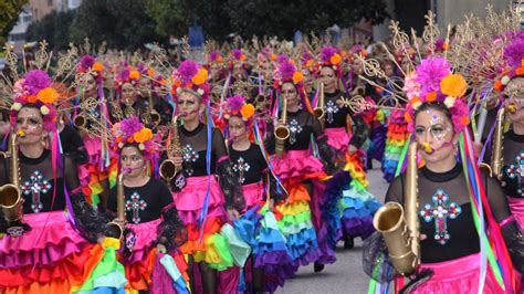 El desfile de Carnaval de Foz tiene abierta la inscripción hasta el 9