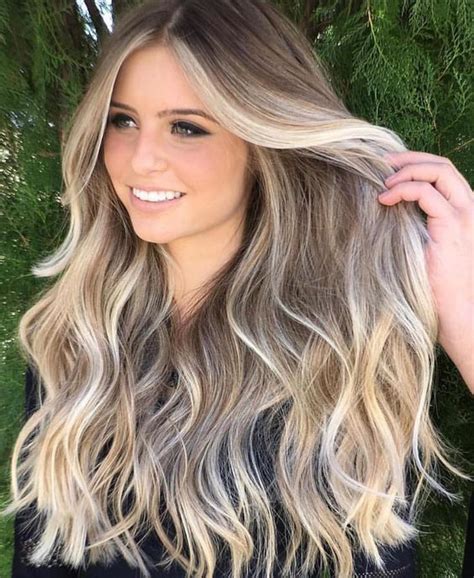 6003 Me Gusta 27 Comentarios Hairstyles Hairstyle En Instagram Now This Is Balayage