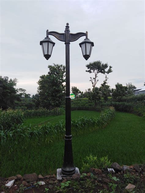 Model Lampu Taman Klasik | Harga Tiang Lampu Taman Klasik Minimalis