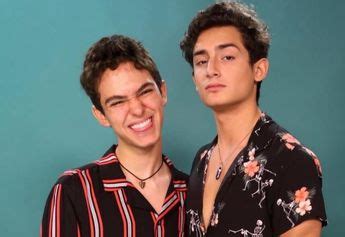 Emilio Osorio Dice Que Besar A Joaquin Bondoni Fue Un Orgullo Para L