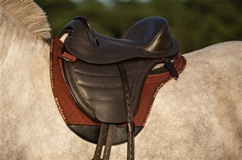 Barefoot Leather Cheyenne English Treeless Saddles