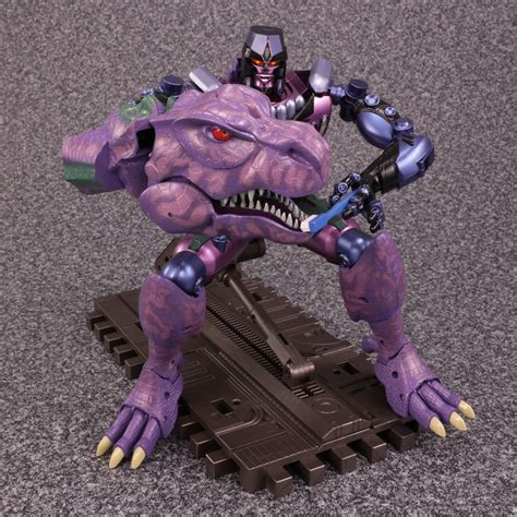 Masterpiece MP 43 Mégatron Beast Wars Page 2