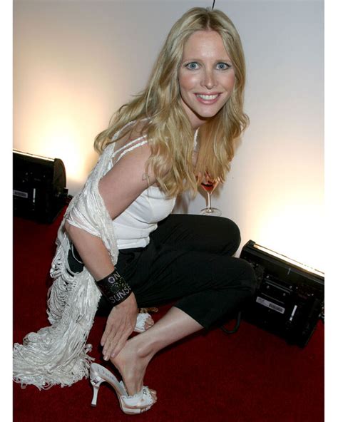 Lauralee Bell Meanmarc