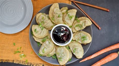 Fried Dumplings Vs Steamed Dumplings What S The Difference