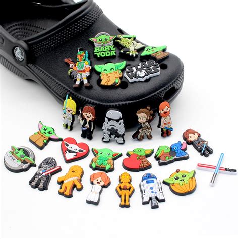 Jibbitz Star Wars Crocs 1pcs Shoe Charms ซูเปอร์ฮีโร่ ตัวการ์ตูนอะนิเมะ