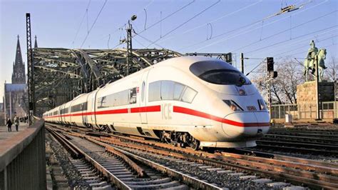 Zwischen Frankfurt und Köln Bahn sperrt wichtige ICE Strecke eine