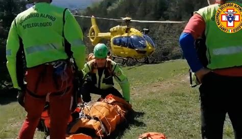 Forl Traumi E Fratture Durante La Gita Alla Diga Donna Soccorsa In