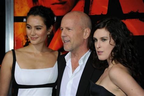 Por Primera Vez La Hijas De Bruce Willis Posan En Una Inusual Foto