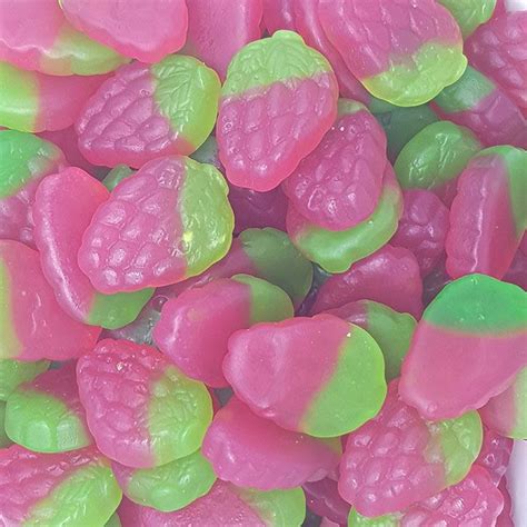 Haribo Giant Strawbs 140g £1 | Traditional Sweets - One Pound Sweets