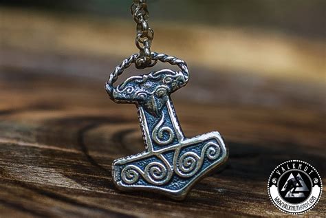 Small Thor S Hammer Mj Lnir With Raven Head Pendant Sterling