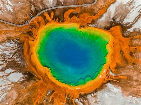 Premium Photo Grand Prismatic Pool At Yellowstone National Park Colors