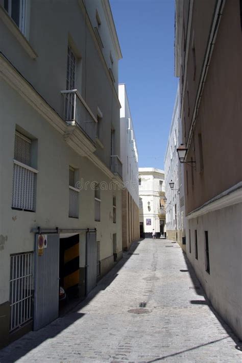 La Calle Antigua De Cádiz Una De Las Ciudades Más Viejas De Europa