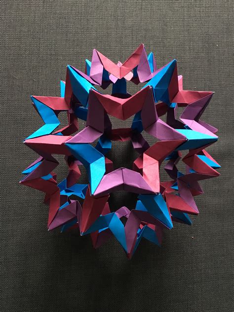 Modular Origami Polypompholyx