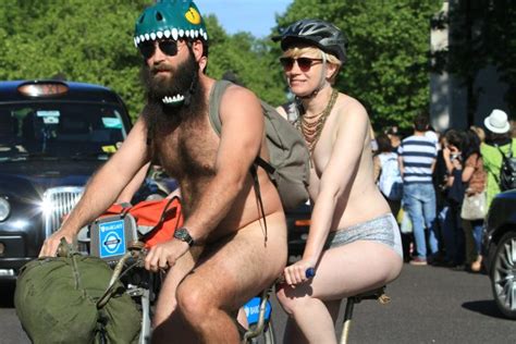 La London Naked Bike Ride regresa a la capital el próximo mes