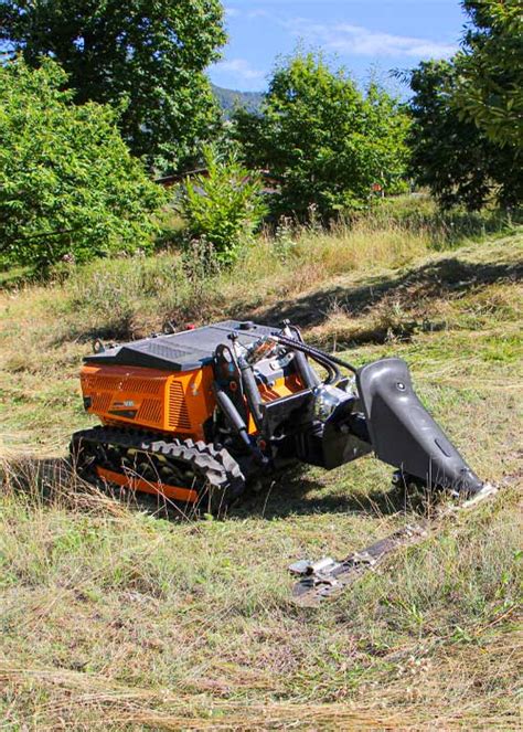 Grass Cutter Robot Remote Controlled Robot For Slopes Energreen