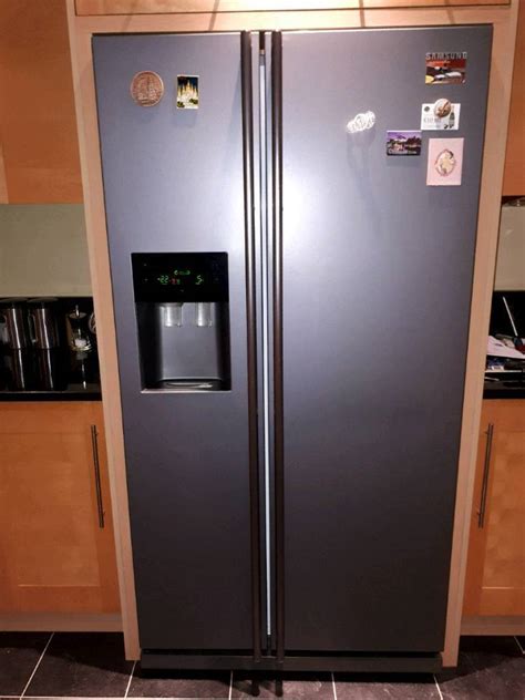 Samsung American fridge/freezer | in Burghfield Common, Berkshire | Gumtree