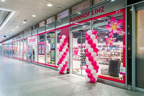 Neueröffnung BIPA Filiale am Bahnhofplatz 3 6 4020 Linz REWE