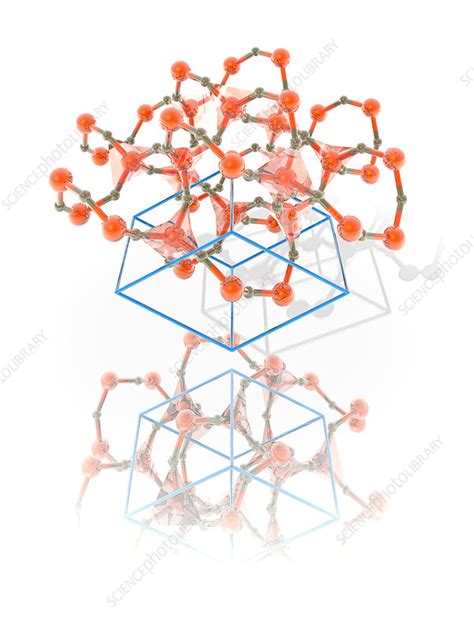 Quartz crystal structure - Stock Image - A710/0077 - Science Photo Library