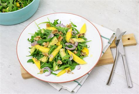 Salade Met Mango Avocado En Walnoten Healthtastic