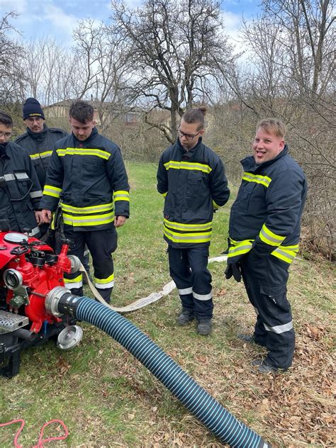 Maschinistenschulung 2024 in Röschitz Freiwillige Feuerwehr Stoitzendorf