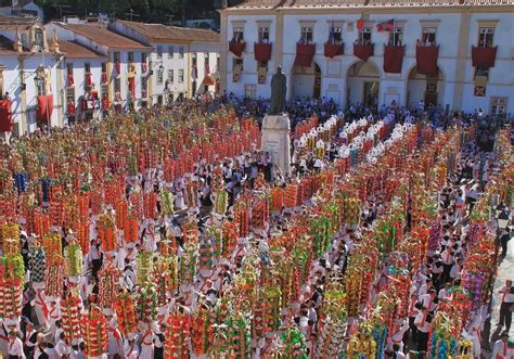 Festa dos Tabuleiros já é Património Nacional Jornal Cidade de Tomar