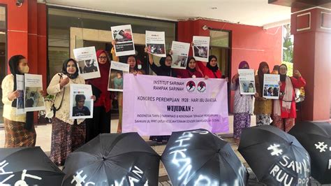 Rampak Sarinah Demo Tuntut Pengesahan Ruu Pprt Adi Sutarwijono Dukung