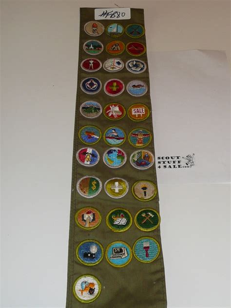 1970s Boy Scout Merit Badge Sash With 26 Rolled Edge Merit Badges