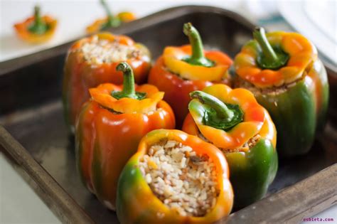 Pimientos Morrones Rellenos Paso A Paso Recetas De Esbieta