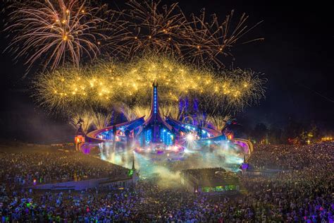 Tomorrowland 2022 Stage At Night