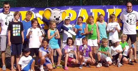 10 JAHRE Tennis Badische Zeitung