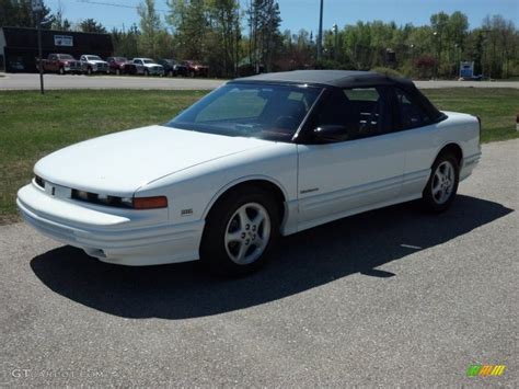 Bright White Oldsmobile Cutlass Supreme Convertible