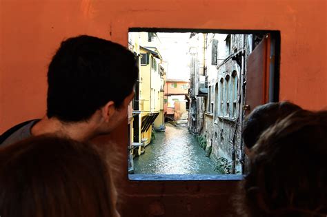 Bologna trekking urbano alla scoperta della città acquatica