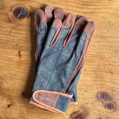 Gentlemans Gardening Gloves Grey Tweed Burgon And Ball