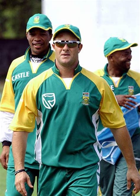 Mark Boucher Gets Ready For His Turn At A Fielding Drill Espncricinfo