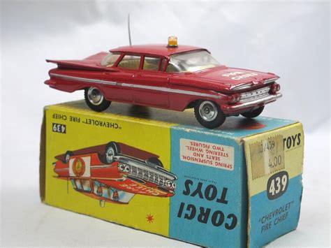 Corgi Toys 439 Chevrolet Impala Fire Chief Rot Vintage In Box