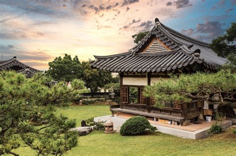 Premium Photo Traditional South Korean Temple Dancheong In The