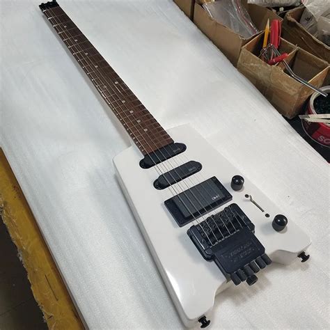 Guitarra El Ctrica Sin Cabeza De Cuerdas Pintura Blanca Vibrato