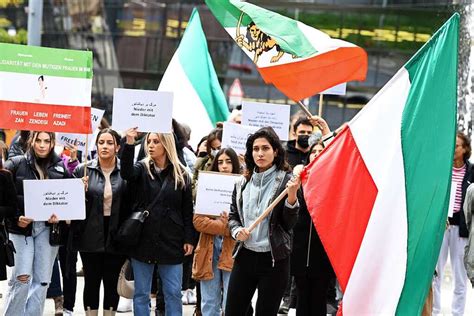 Am Wochenende Wieder Demos In Der Freiburger Innenstadt Freiburg