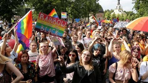 Actos vandálicos se registraron en la marcha del Orgullo Gay en Polonia