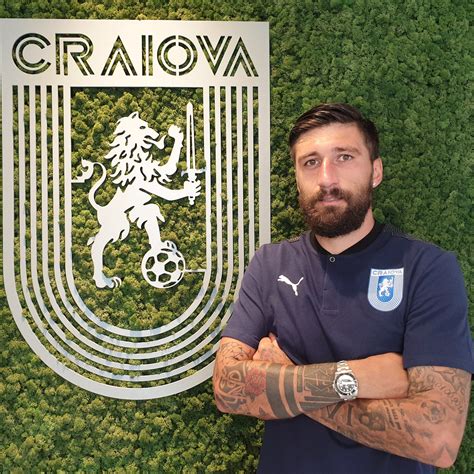 Universitatea Craiova a transferat doi foști jucători de la FCSB Paul