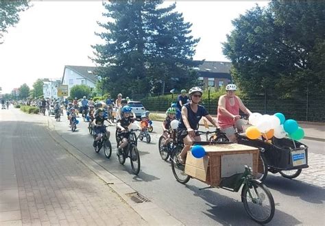 Fahrraddemo für kinderfreundliche Straßen in Erkelenz