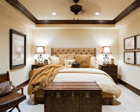 Dark Crown Molding | Houzz