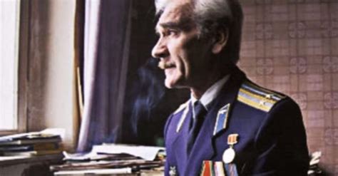 Stanislav Petrov L Homme Qui Sauva Le Monde En Ne Faisant Rien