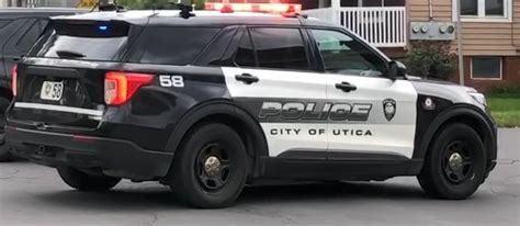 Utica Police Officer Suffers Injury In Foot Pursuit Wutrwfxv