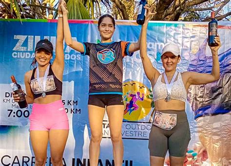 Cierra El A O Corriendo En La Carrera San Silvestre En Ixtapa