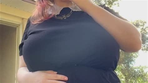 Alt MILF Nextdoor Smokes A Cig Outback Mushroombitchx Clips4sale