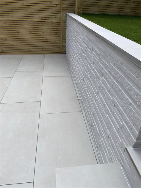 Tikal White Porcelain Wall Cladding Slips Sample Milton Garden Products