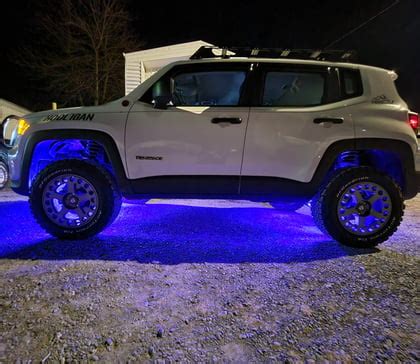 View build 2 inch Lifted 2020 Jeep Renegade 4WD | Rough Country