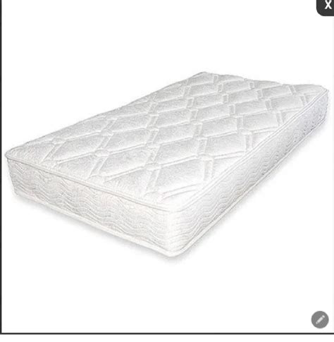 White Single Rectangular Foam Bed Mattress Size Dimension 6 X 3 Feet